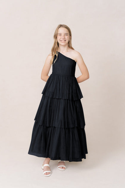 Model: Elise; Size: J12; Color: Black