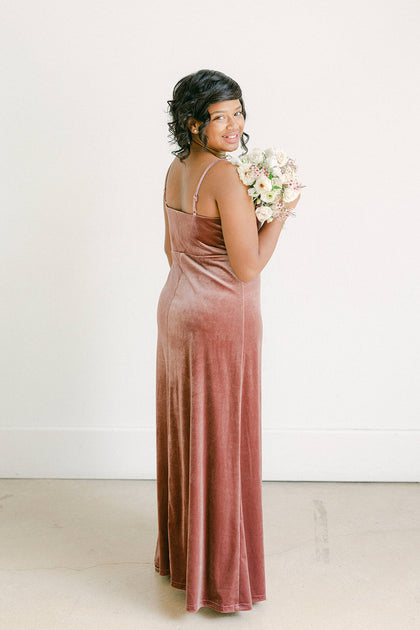 Model: Makayla; Size: J18; Color: Dusty Rose