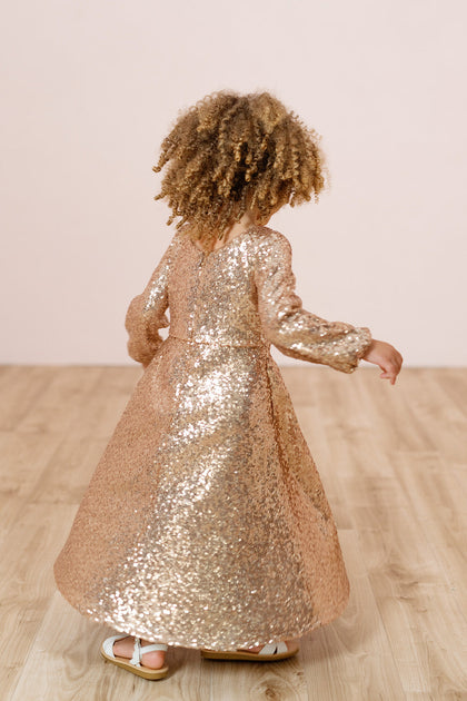 Model: Spencer; Size: 3T; Color: Rose Gold