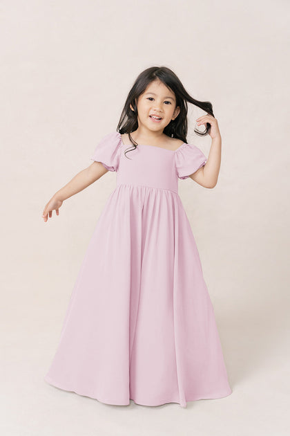 Model: Mia; Size: 4T; Color: Baby Pink