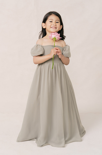 Model: Mia; Size: 4T; Color: Silver Sage