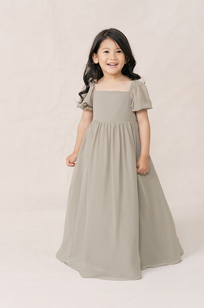 Model: Mia; Size: 4T; Color: Silver Sage