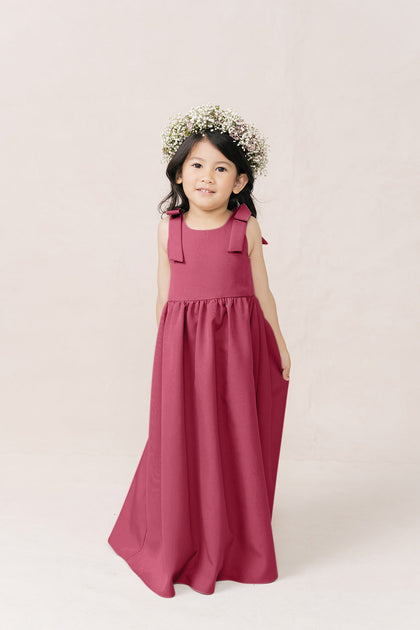 Model: Mia; Size: 4T