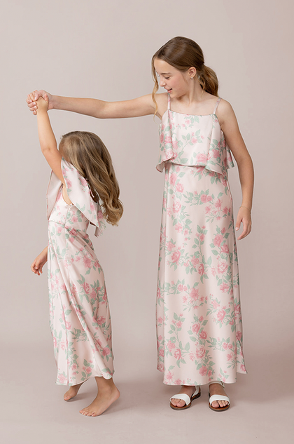 Model: Elizabeth; Size: 4T; Color: Blushing Bride Bouquet, pictured with Juniors Riley in Blushing Bride Bouquet Satin