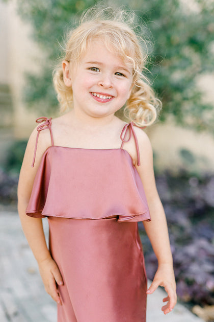 Model: Demi; Size: 3T; Color: Desert Rose