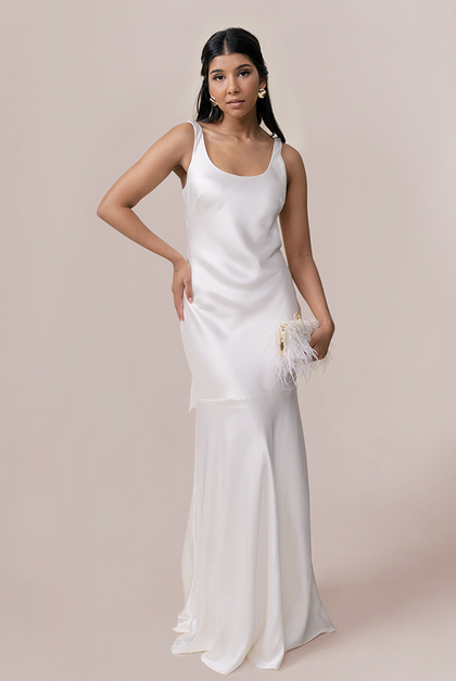 Model: Jacinth; Size: 4; Color: White Pearl Satin + Tulle