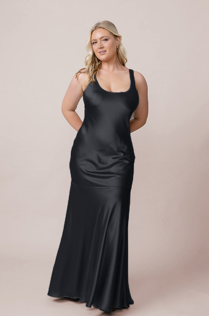 Model: McCallah; Size: 14