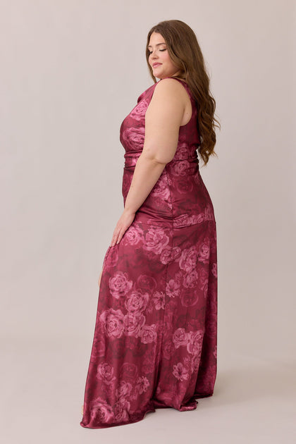 Model: Tegan; Size: 20