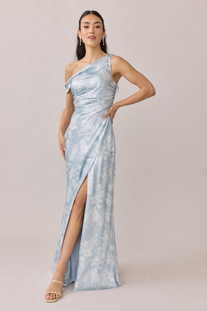 Model: Saije; Size: 4; Color: Sky Blue Bouquet