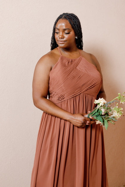 Model: Laken; Size: 24; Color: Cinnamon Rose