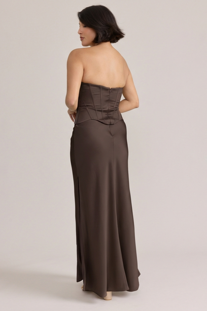 Model: Clarissa; Size: 6; Color: Espresso