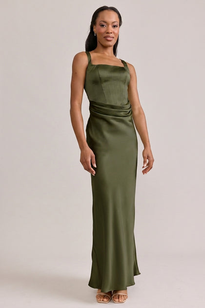 Model: Saniya; Color: Deep Olive; Size: 4