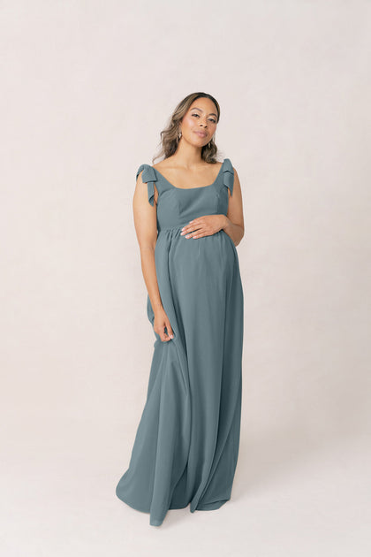 Model: Mercedes; Size: 8; Color: Eucalyptus