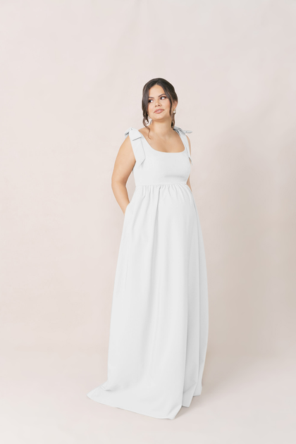 Model: Barbara; Size: 14; Color: White Pearl
