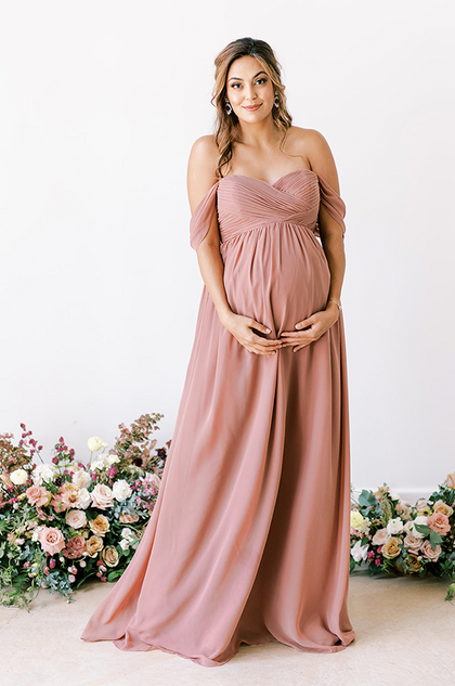 Model: Amanda; Size: 14; Color: Desert Rose