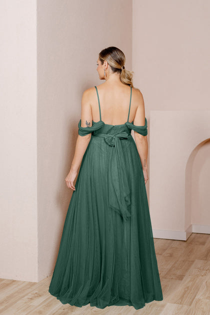 Model: Alex; Size: 14
