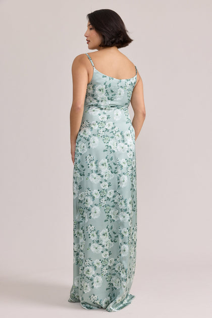 Model: Clarissa; Size: 6; Color: Sage Blossom