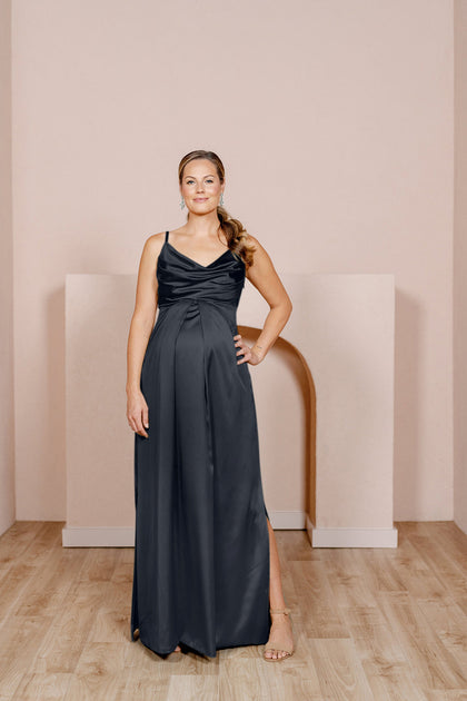 Model: Alex; Size: 14