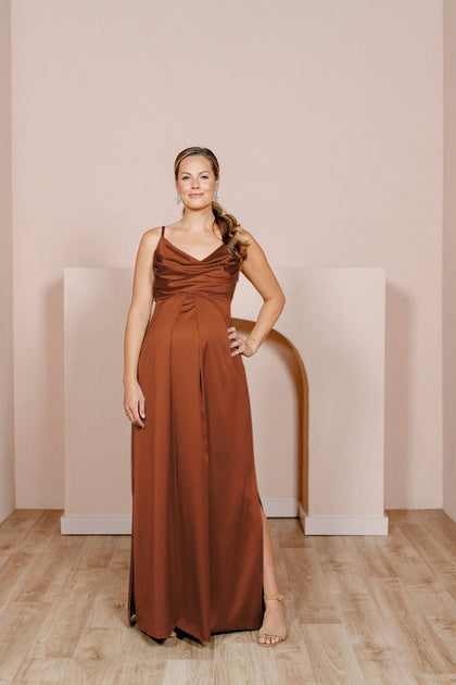 Model: Alex; Size: 14