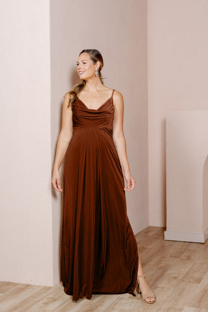 Model: Alex; Size: 14