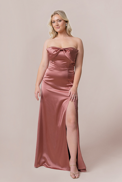 Model: McCallah; Size: 14; Color: Desert Rose