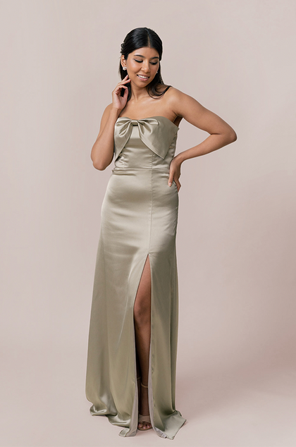 Model: Jacinth; Size: 4