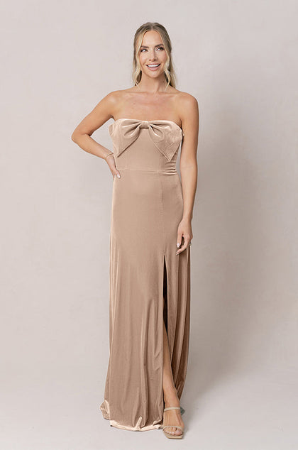 Model: Britt; Size: 4; Color: Champagne