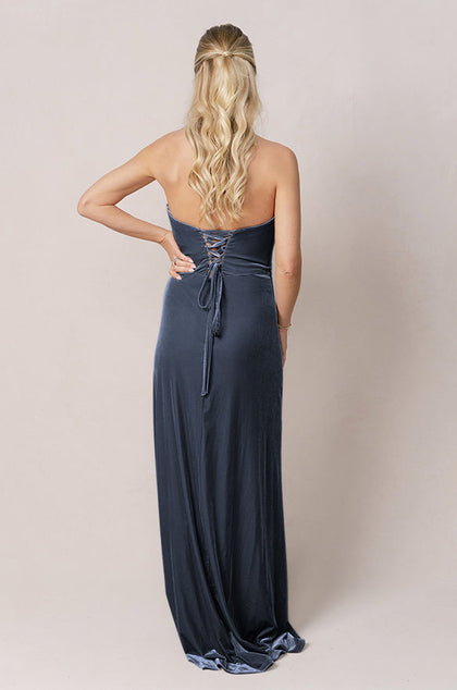 Model: Britt; Size: 4; Color: Indie Blue