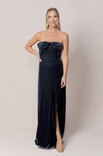 Model: Britt; Size: 4; Color: Navy Blue