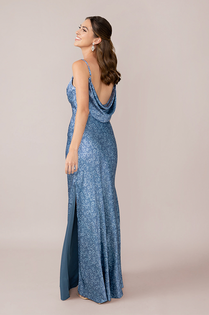 Model: Lindsey; Size: 4; Color: Dusty Blue Posey