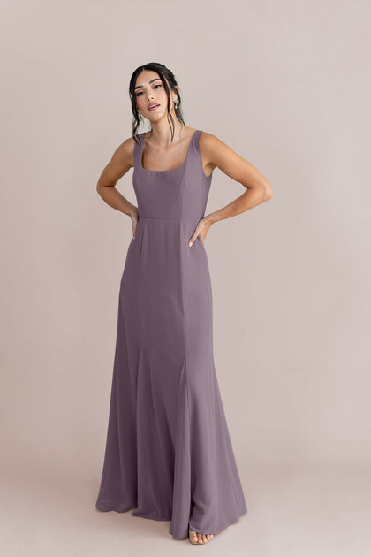 Model: Saije; Size: 4