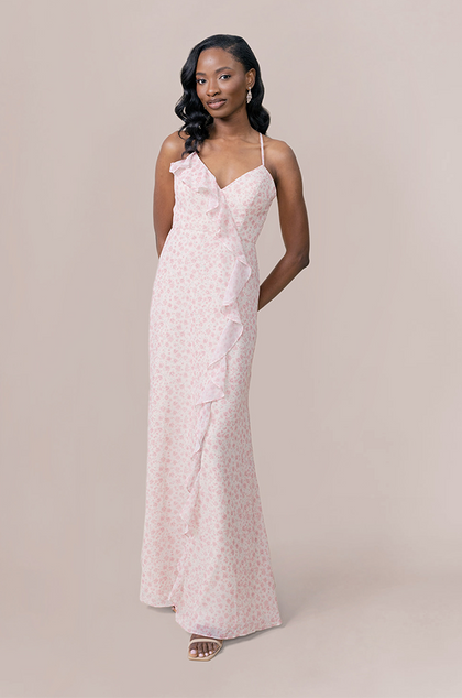 Model: April; Size: 4; Color: Blushing Bride Posey