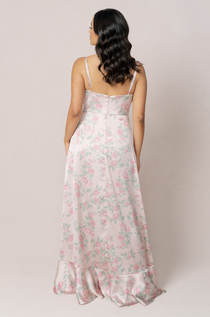 Model: Irene; Size: 10; Color: Blushing Bride Bouquet