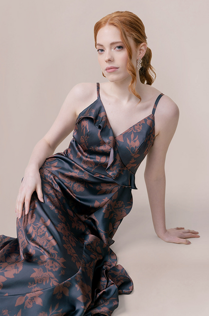 Model: Merrik; Size: 4; Color: Mahogany Bouquet