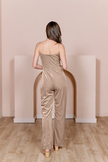 Model: Lindsey; Size: 4