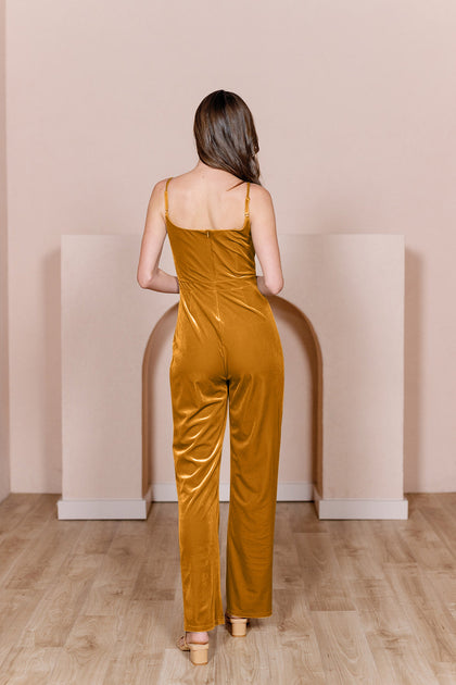 Model: Lindsey; Size: 4