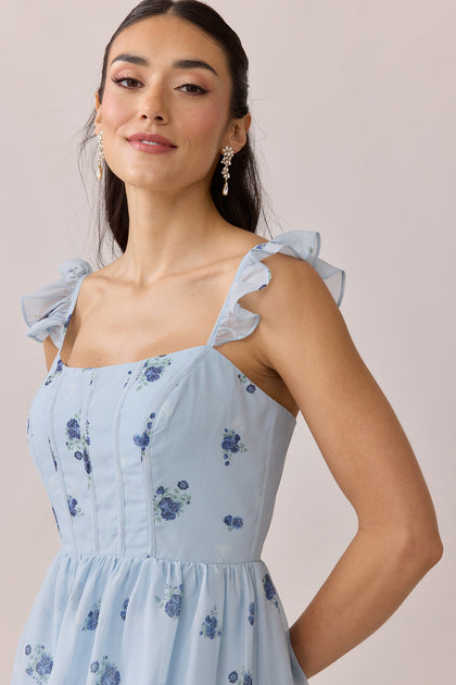 Model: Saije; Size: 4; Color: Sky Blue Petit Rose