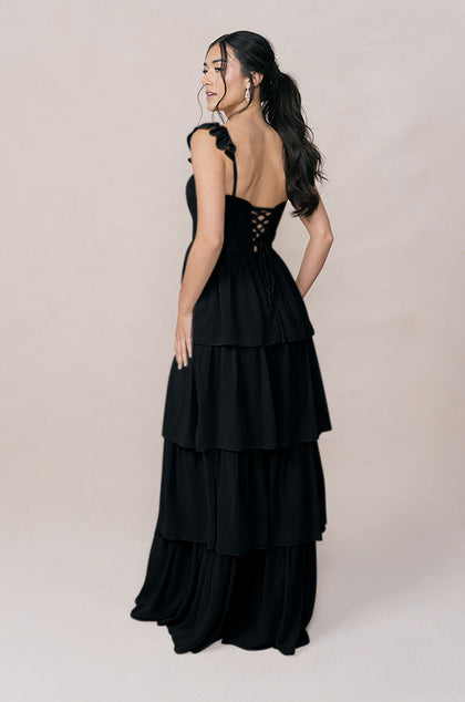 Model: Saije; Size: 4