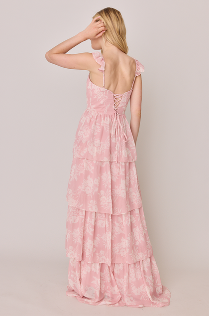 Model: Ali; Size: 4; Color: Blush Bouquet