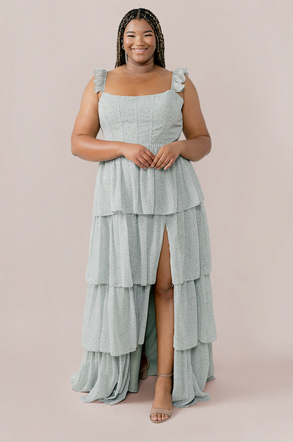 Model: Ashtyn; Size: 24 Tall; Color: Sage Posey