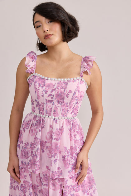 Model: Clarissa; Size: 6; Color: Perfect Pink Blossom