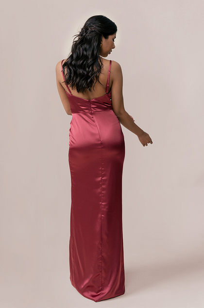 Model: Jacinth; Size: 4; Color: Berry