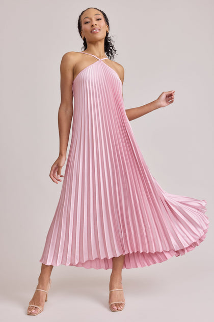 Model: Alyse; Size: S; Color: Perfect Pink