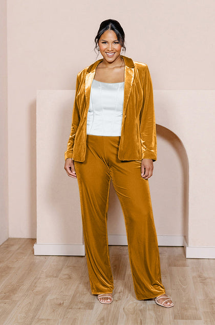 Model: Charisse; Size: 16
