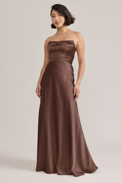 Model: Clarissa; Size: Small; Color: Mahogany