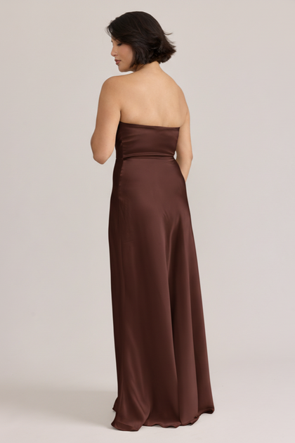 Model: Clarissa; Size: Small; Color: Mahogany