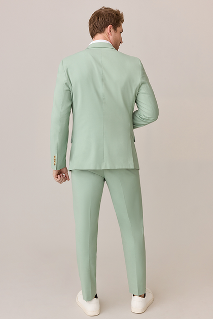 Model: Ethan; Size: Slim 42 Regular