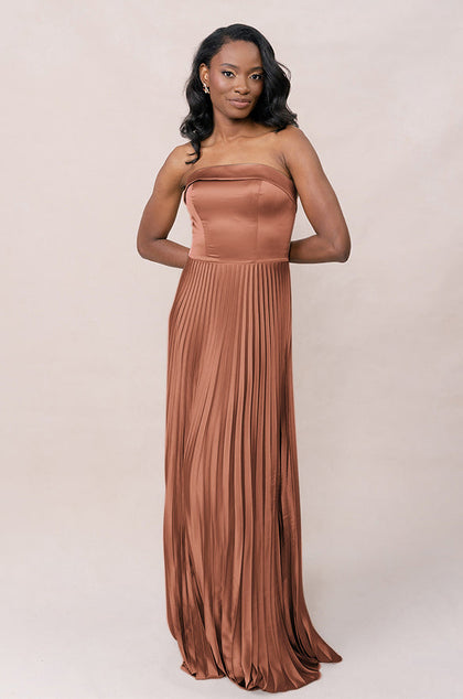 Model: April; Size: 4; Color: Copper
