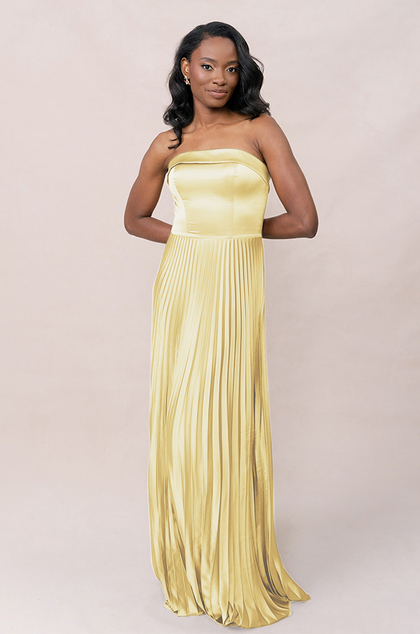 Model: April; Size: 4; Color: Yellow
