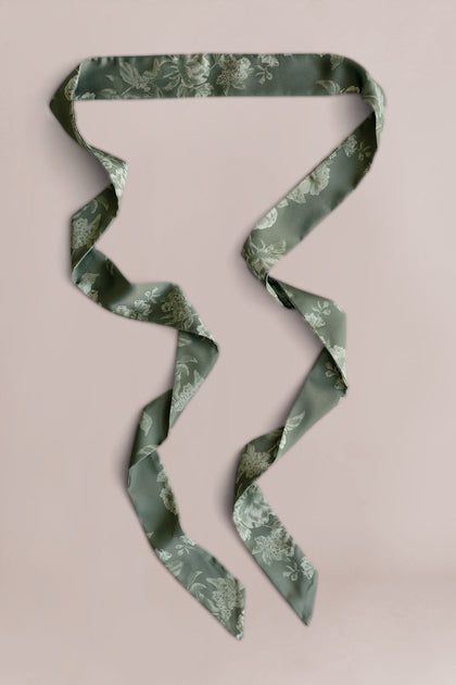 Color: Olive Bouquet